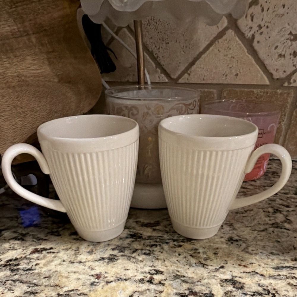 Wedgwood Windsor Ribbed Creamware Coffee Mugs‎ Set of 2 Made in England